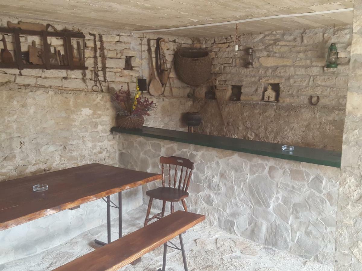 Villa Cetina Milasi Exteriör bild