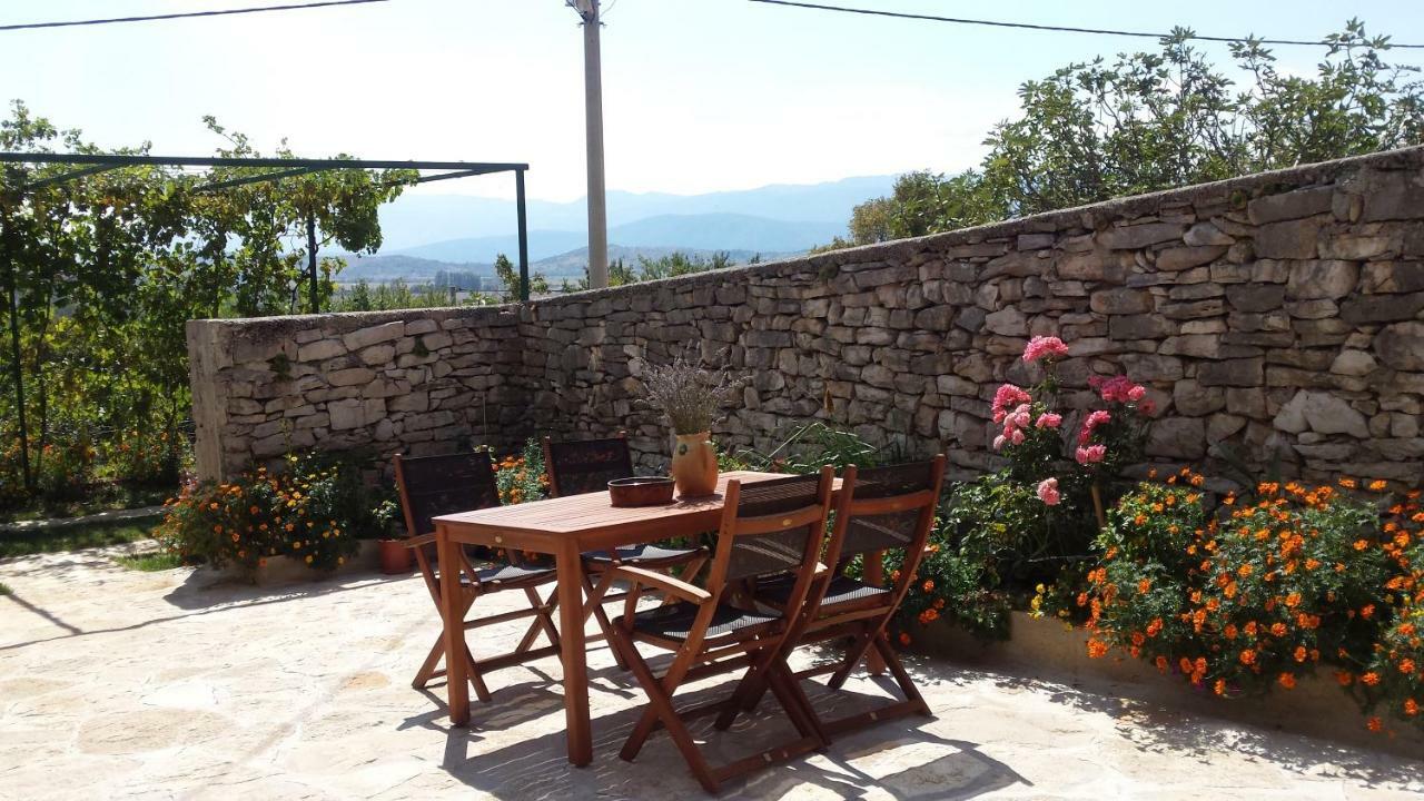 Villa Cetina Milasi Exteriör bild