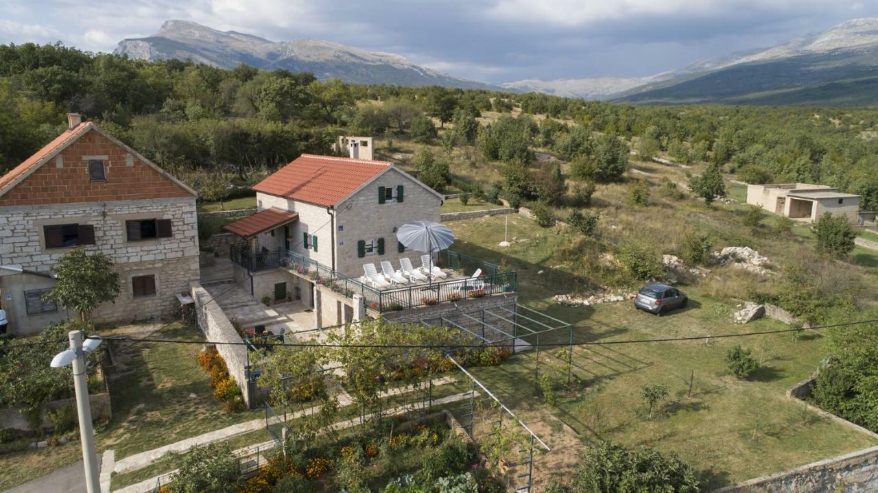 Villa Cetina Milasi Exteriör bild